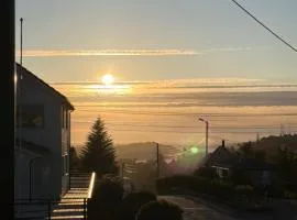 Spacious Nordic Villa Fishing, Partial Sea Views, Stunning Sunsets & Fireplace