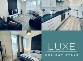 Spanish City View 1, Stylish Sea Front Apartment Free Onsite Parking