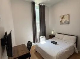 Modern Studio Downtown MTL for 2 with Free Parking