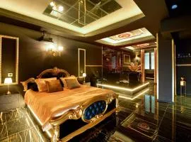 La Golden Room - Suite de Luxe avec Jacuzzi