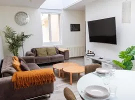 Oasis Citadine Terrasse intime jardin privatif en plein centre ville 70m2