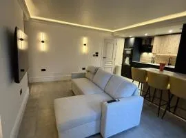 East Parade Collection, Courtyard 35A