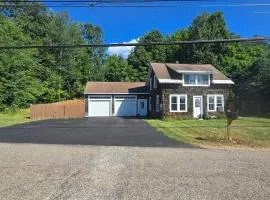 Lakes Region Family Getaway & Pet Friendly