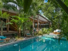 Bawa House - Lush 5BR Retreat 7 Min to Beach