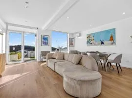 Sunset Sands on Esplanade By Host Solutions