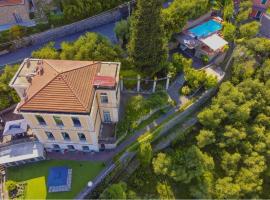 Villa le palme-Pool, garden, terrace & sea view, khách sạn ở La Spezia