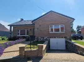 Private Retreat with Garden & Shared Living Areas