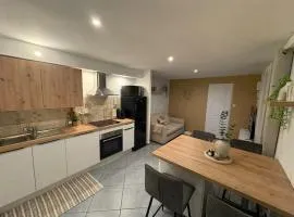 Appartement RDC avec terrasse et parking privé