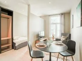 Modern entire apartment 202