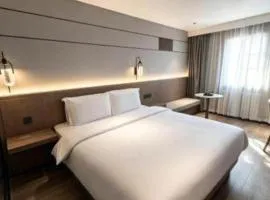 7 Days Premium· Beijing Madianqiao Bei