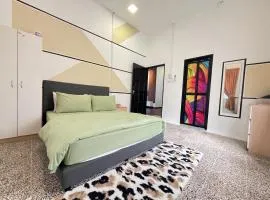 YL Legacy Homestay Paka 2