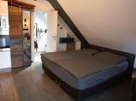 Ferienwohnung Xantener Südsee, хотел в Ксантен