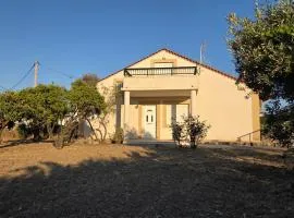 Mika's House - Vacation Home