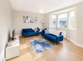 Modern 2 BDR in Prestwick - Sleeps 6 - Parking