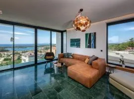 Luxury villa Mar with infinity pool in Rab