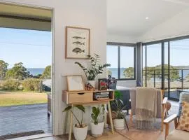 Coastal 2BR Escape, Steps to Beach, Dining and Bar