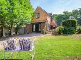 1 Bed in Bournheath oc-h45428