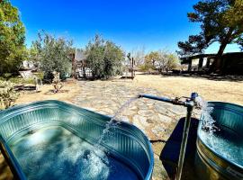 Joshua Tree Green Oasis، فندق في جوشوا تري