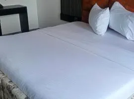 Eraton Hotel