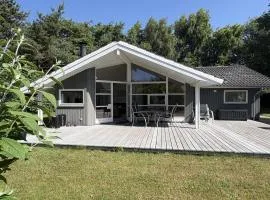Holiday Home Veljan - 300m from the sea by Interhome