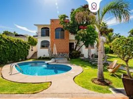 Casa Melmar, Pool, Garden & Palapa in Cuernavaca