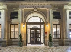 Best Western Grand Hotel de Castres, hotelli kohteessa Castres