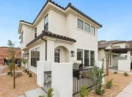 Southern Utah Home Close to Parks - Heated Pool & Pickleball