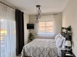 Sun Sight - Deluxe Family Apartments