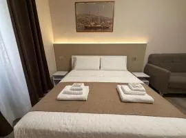 Neni's Rooms