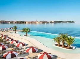 Luxury New !!! Apartment One and Only with terrace & free bikes