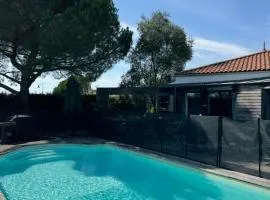 Villa grande piscine et jacuzzi Jardin sans vis-à -vis, très calme