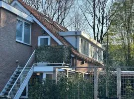 Spacious and bright apartment for 4 persons - Free parking