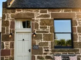 Stone Cottage Relax & Unwind, Cosy Cinema Retreat
