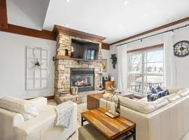 Le Plateau Ski Inout W 3bdrs W Pool Access