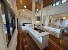 Our Beach House Kingfisherbay