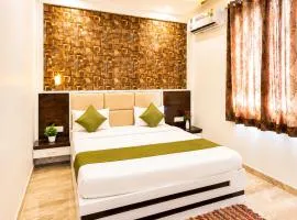 Hotel Star Grand - Premium Budget Hotel Near Taj mahal,