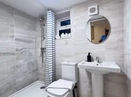 2BR Comfortable Property in High Wycombe MR