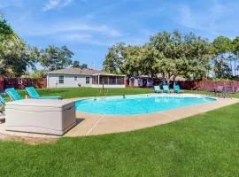 Amazing home near beach with private pool screened porch & huge yard