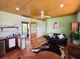 Tropical Retreat on Reid