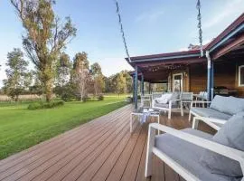 Burton Farmhouse - Reconnect with Nature & Family