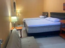 Harry & Mimin Homestay