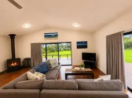 Bawley Backyard Haven - family retreat near beach
