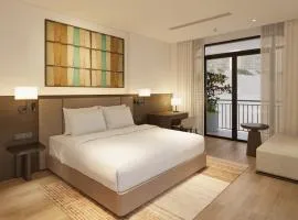 Trà Cổ Long Beach Hotel & Resort