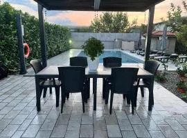 Villa 1