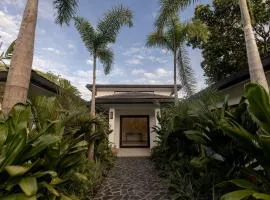 Beachfront Grand Villa at Playa Venao with Pool
