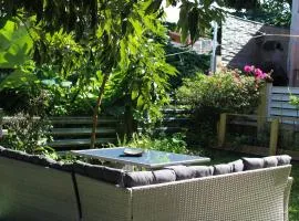 Case Orchidée Maison avec jardin à Petite-Île