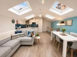 Seaside Escape in Westward Ho! 3-Bed Family Holiday Home with Sea Views