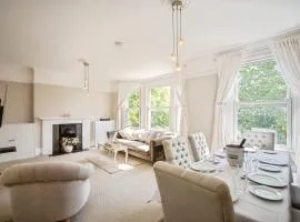 Large Victorian Apartment With High Speed Wifi 350mbps