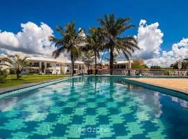 Apto em Cond. c/ Piscina no Centro MUT0000