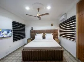 Paradise Creek Hotel